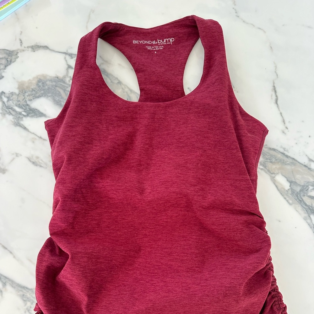 COPY - BeyondYoga - spacedye bases covered maternity tank size small crimson
